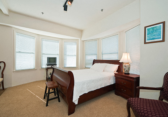 The Taylor Suites photo 2